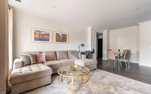 Presidential Suite 2