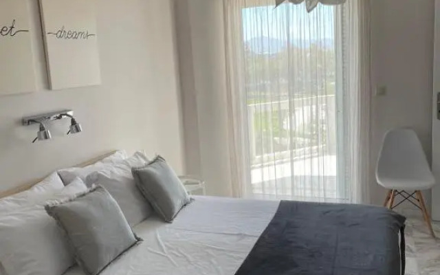 Karistos Mare Apartments
