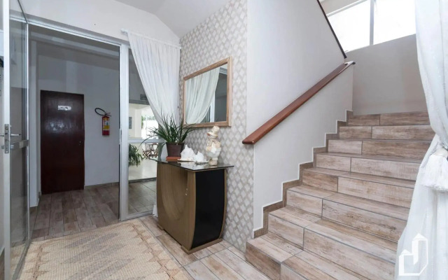 Apartamento com 02 dormitórios