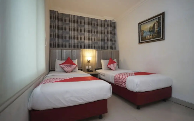 Feodora Airport Hotel
