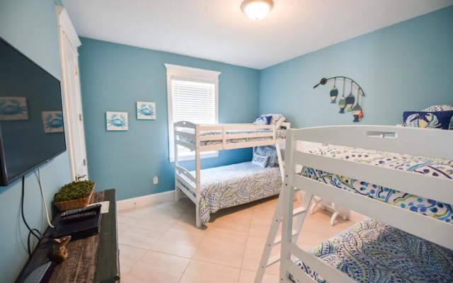 Bermuda Bay Apartment 5