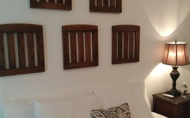 Cinco Hotel