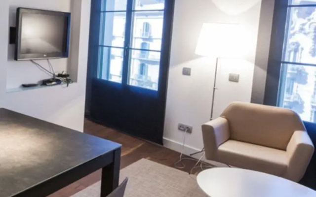 Izaka Apartments D377