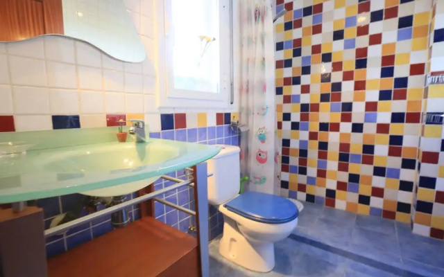 Villa Acogedora Para 8 Personas en Cambrils