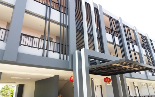 Ruean Kaew Place