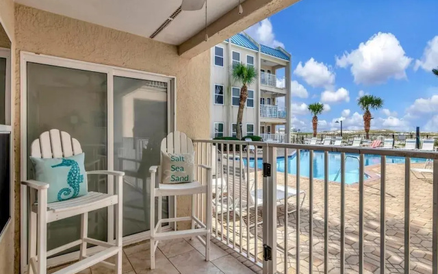 Poolside Villas 106