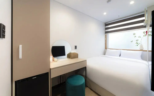 Lazy Tiger Hotel