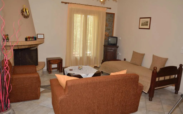 Evrostini Guest House