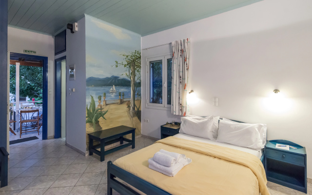Akrogiali Hotel