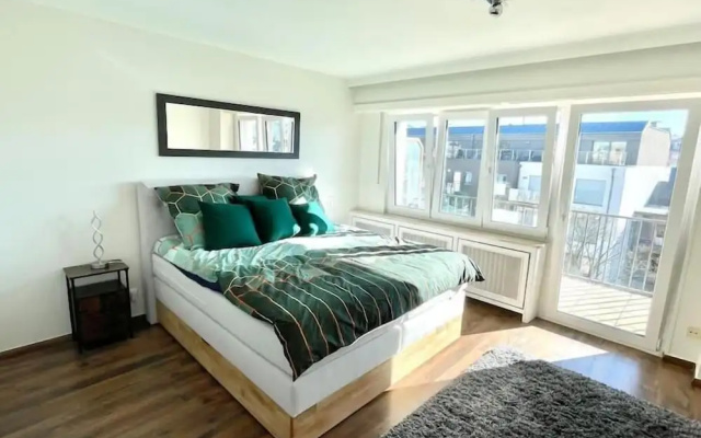 Penthouse in Center - Parking&Terrace