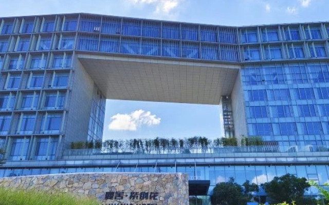 M·S Bauhinia Hotel