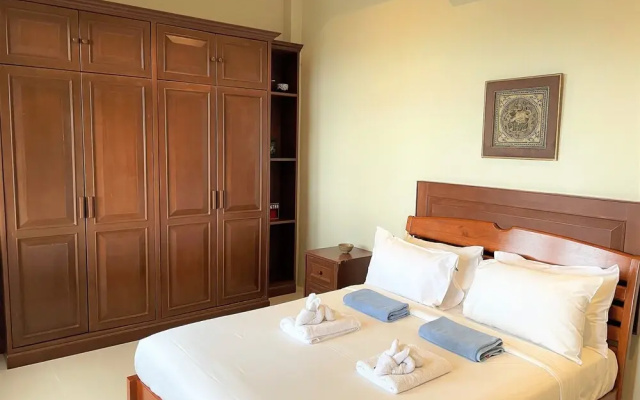 Sea view private pool villa in Patong