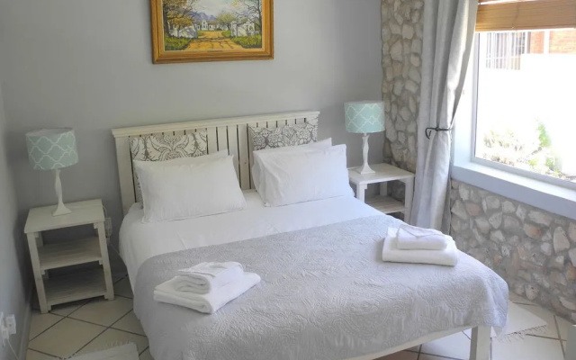 Beachcombers Bed & Breakfast