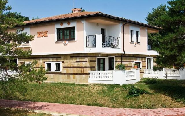 Отель Duni Marina Royal Palace Hotel - Все включено Болгария, Созополь - отзывы, цены и фото номеров - забронировать отель Duni Marina Royal Palace Hotel - Все включено онлайн вид на фасад