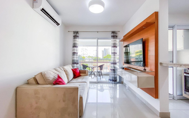 Apê 11 Com Piscina Aquecida, Ac E Garagem