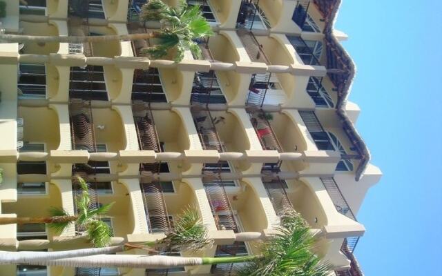 Отель Beachfront Las Olas 2bdr Condo Мексика, Сан-Хосе-дель-Кабо - отзывы, цены и фото номеров - забронировать отель Beachfront Las Olas 2bdr Condo онлайн вид на фасад