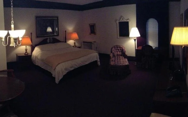 Mario's International Aurora Spa