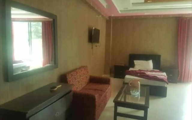 Al Hamrah Hotel