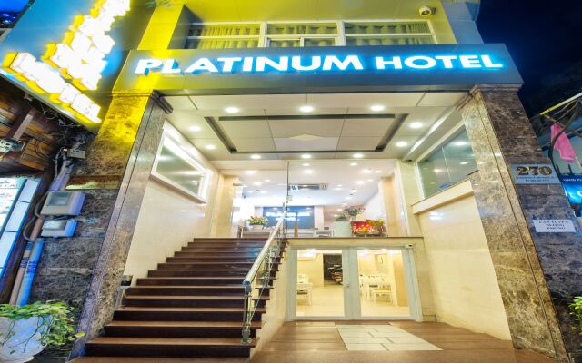 Platinum Hotel вид на фасад