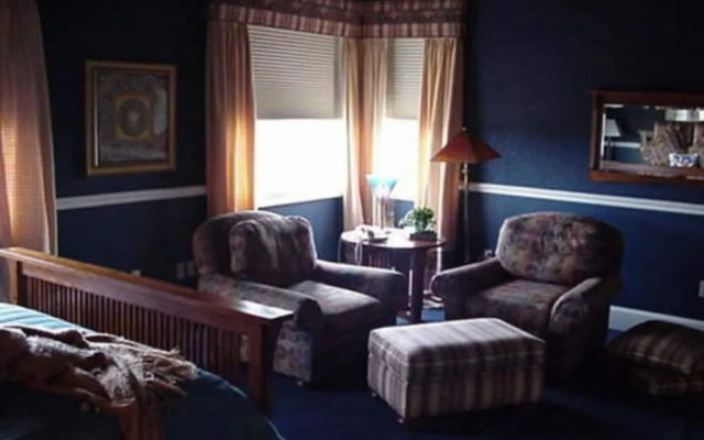 Claremont Inn & Winery