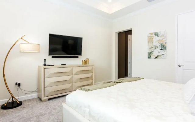 Top Deluxe Apartment at Storey Lake 262817