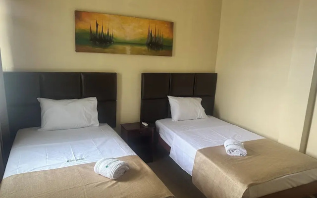 Doral Inn Hotel