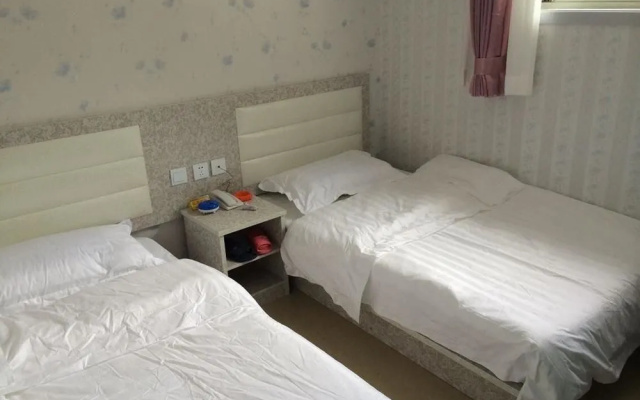 Xinhua Yijun Hotel