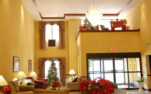 Holiday Inn Express & Suites Sebring by IHG
