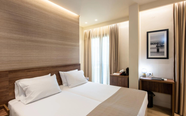 Metropole Urban Hotel