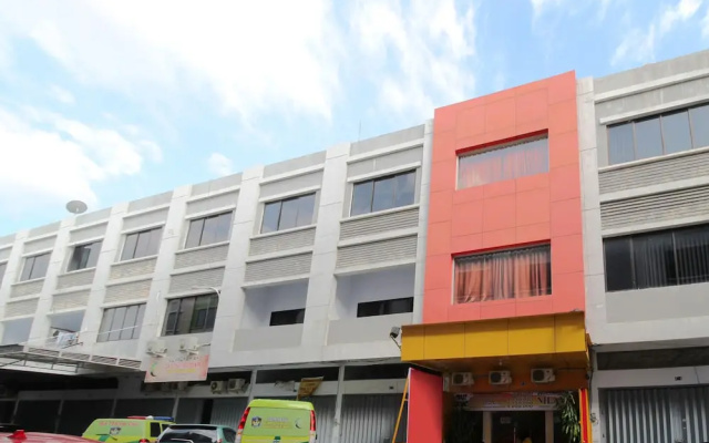 Airy Eco Panakkukang Hertasning Raya Blok C2 Makassar