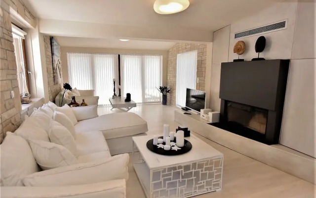 Villa Evangelia