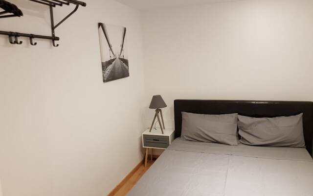 Отель Apartamento Espíritu Santo - Malasaña комната для гостей