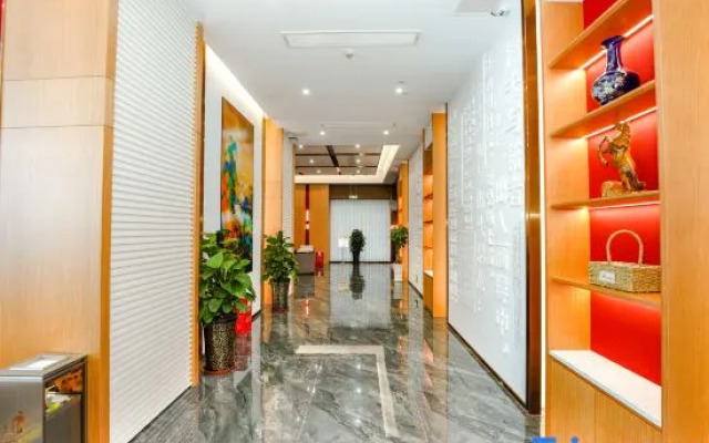 Urban Garden Hotel