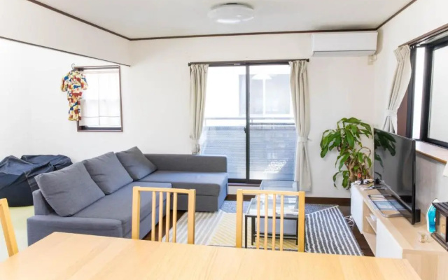 Tokyo Aoto House