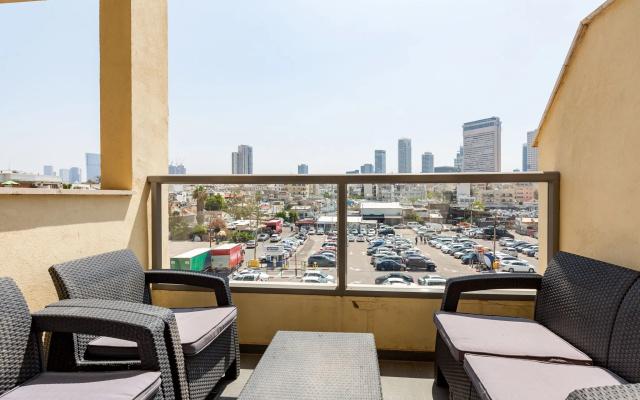 Apartment Miroir, 2BR, Tel Aviv, Kerem, Ha-Kovshim St, #TL38