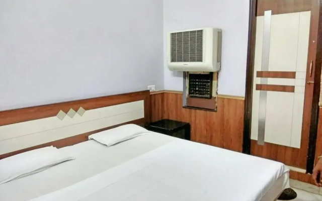 Hotel Basera Guest House,Saharanpur,