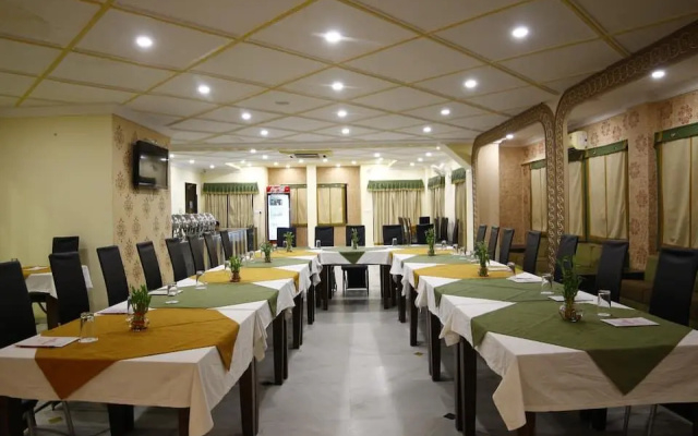 Hotel Royal Embassy
