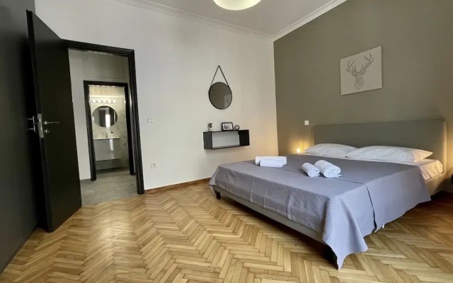 Amazing apt. close to cultural sites