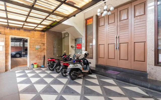 RedDoorz near Halim Perdanakusuma 3