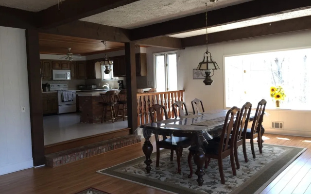 Chalet on Berry