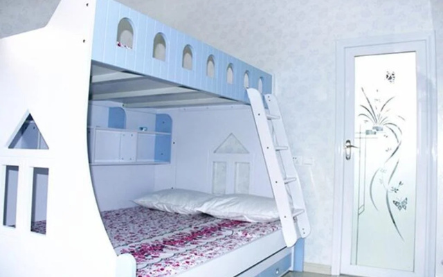 Five & Four Yujia Hostel Changdao