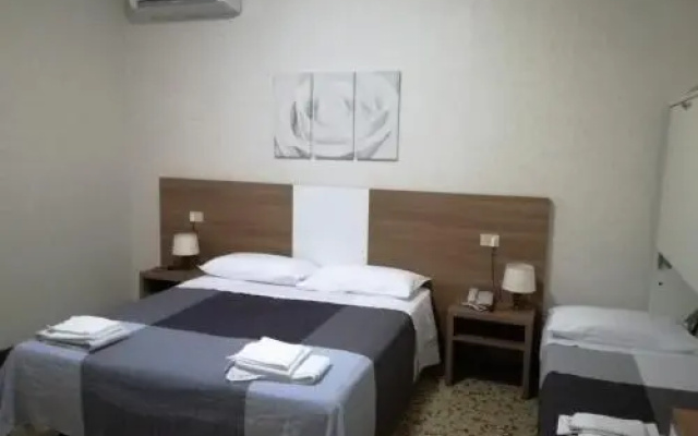 Hotel Mucciolini