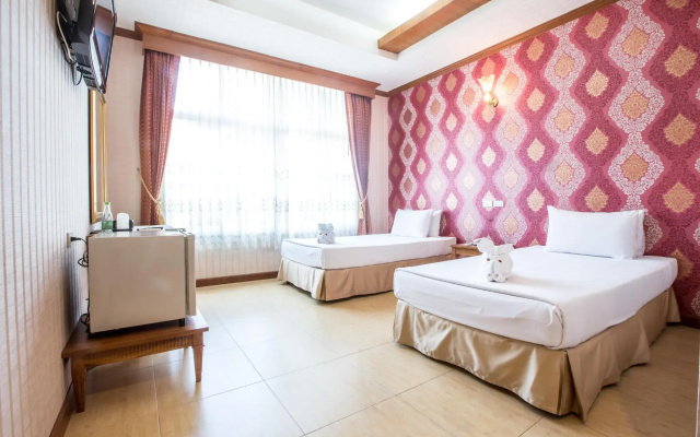Juntra Resort and Hotel