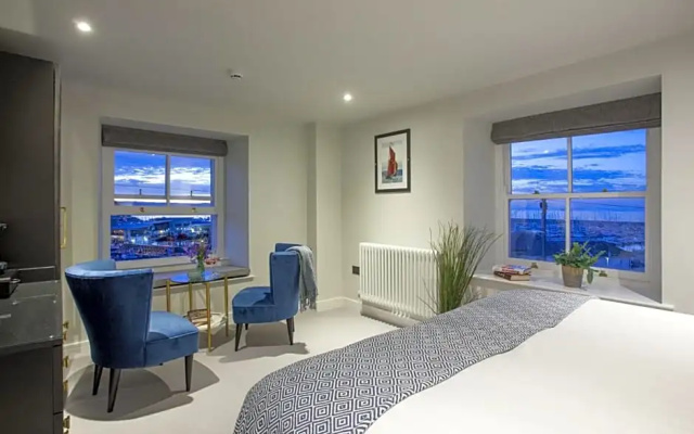 Pilgrim Suite - Sea View - Free Wi-Fi (Adults Only)