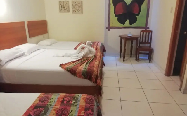 La Casona Inn
