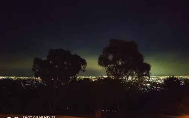 Tranquil Hilltop With Amazing View-15Mins From Cbd