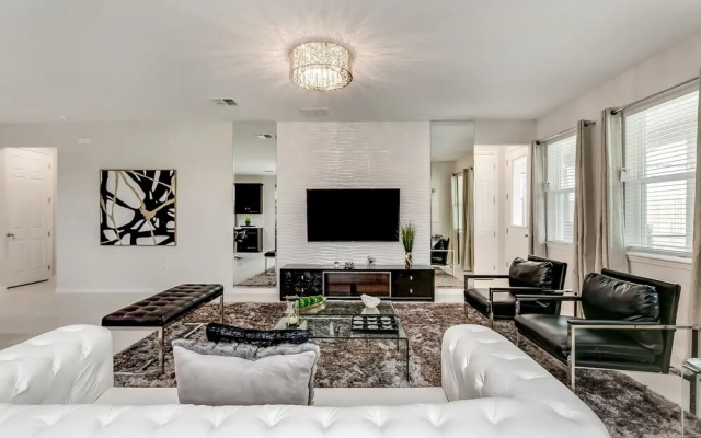 1644 Nassau Point Trail