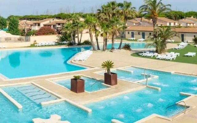 Portiragnes Group Stay With 2 Pools