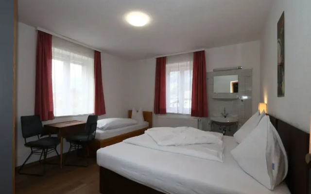 Chalet in Fugen Near Spieljochbahn Lift