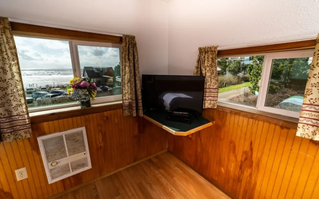 Oceanside Ocean Front Cabins
